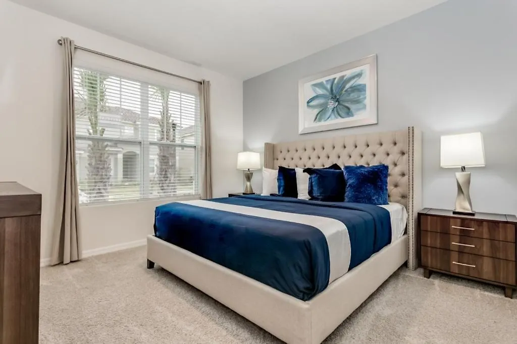 Amazing! 6Bed 4Ba Villa Game Room Pool Spa 7028Oak Davenport United States